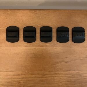 YETI Black Magsliders